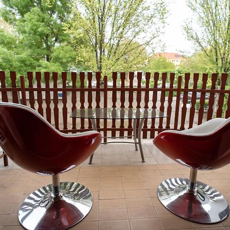 Апартаменты Elit Apartman Дебрецен Экстерьер фото