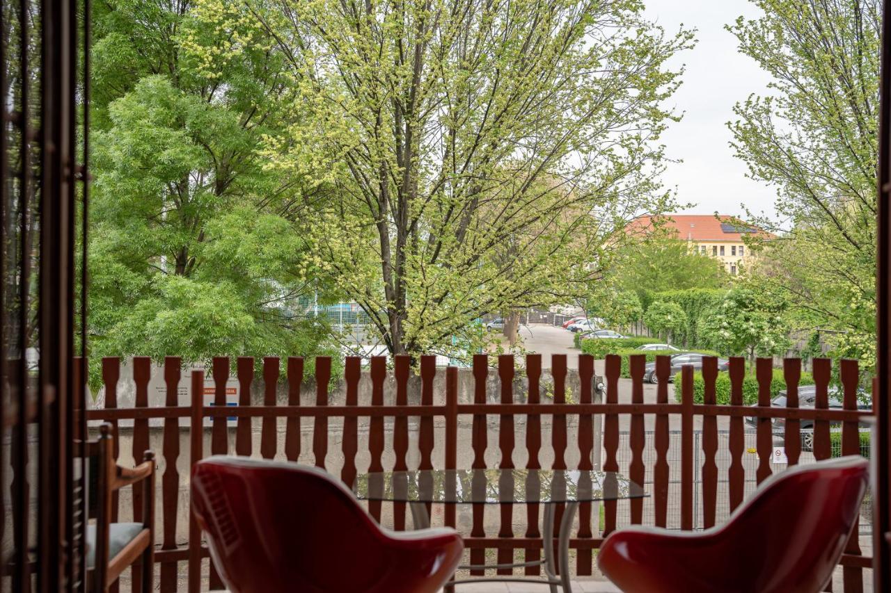 Апартаменты Elit Apartman Дебрецен Экстерьер фото